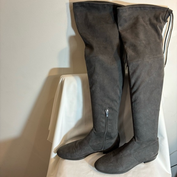 MARC FISHER Sz 9 Over the Knee Boots Drawstring Almond Toe Flat Heel In Grey - Picture 4 of 14